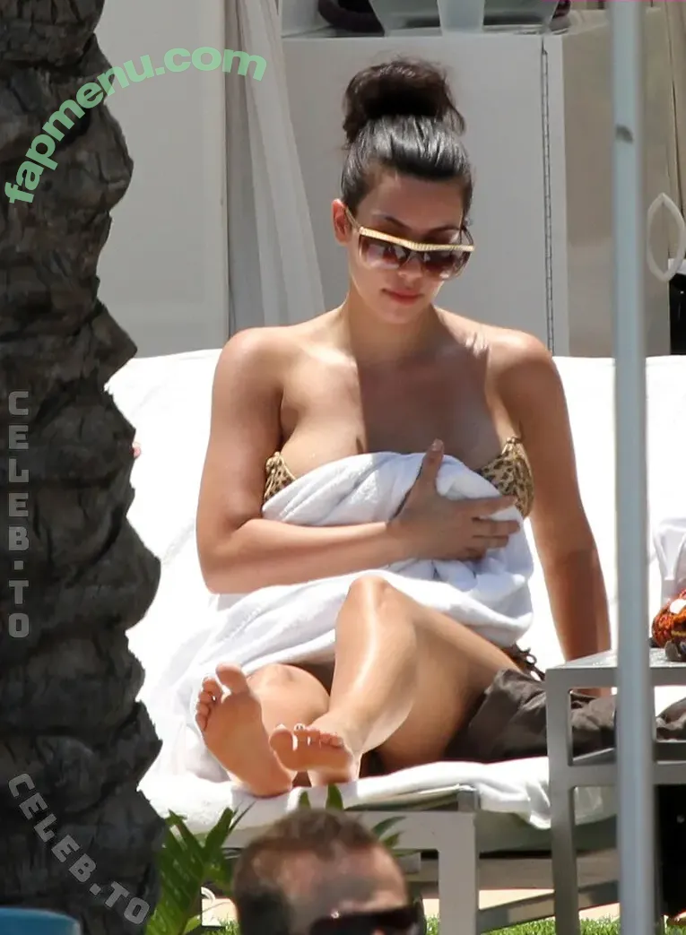 Kim Kardashian nude photo #1436 (KimKardashian / kimkadarshian)