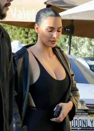 Kim Kardashian / KimKardashian / kimkadarshian nude photo #4157