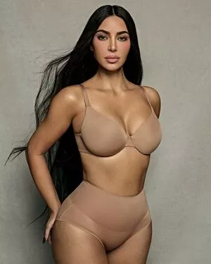 Kim Kardashian / KimKardashian / kimkadarshian nude photo #4288