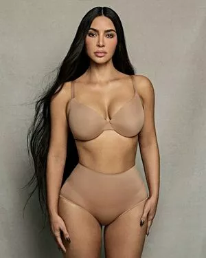 Kim Kardashian / KimKardashian / kimkadarshian nude photo #4289