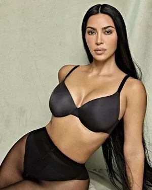 Kim Kardashian / KimKardashian / kimkadarshian nude photo #4311