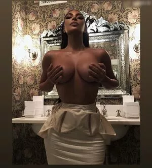 Kim Kardashian / KimKardashian / kimkadarshian nude photo #4460