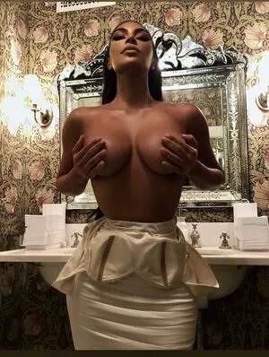 Kim Kardashian / KimKardashian / kimkadarshian nude photo #4493