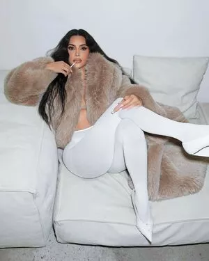 Kim Kardashian / KimKardashian / kimkadarshian nude photo #4626