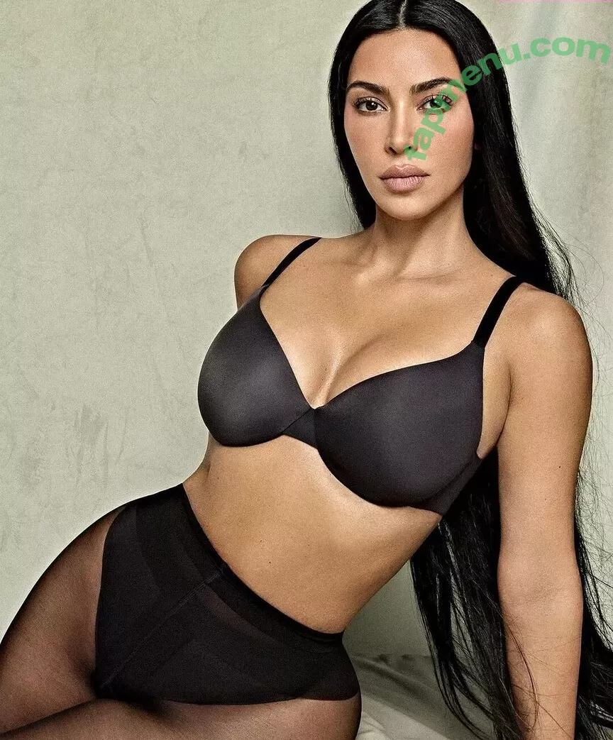 Kim Kardashian nude photo #4311 (KimKardashian / kimkadarshian)