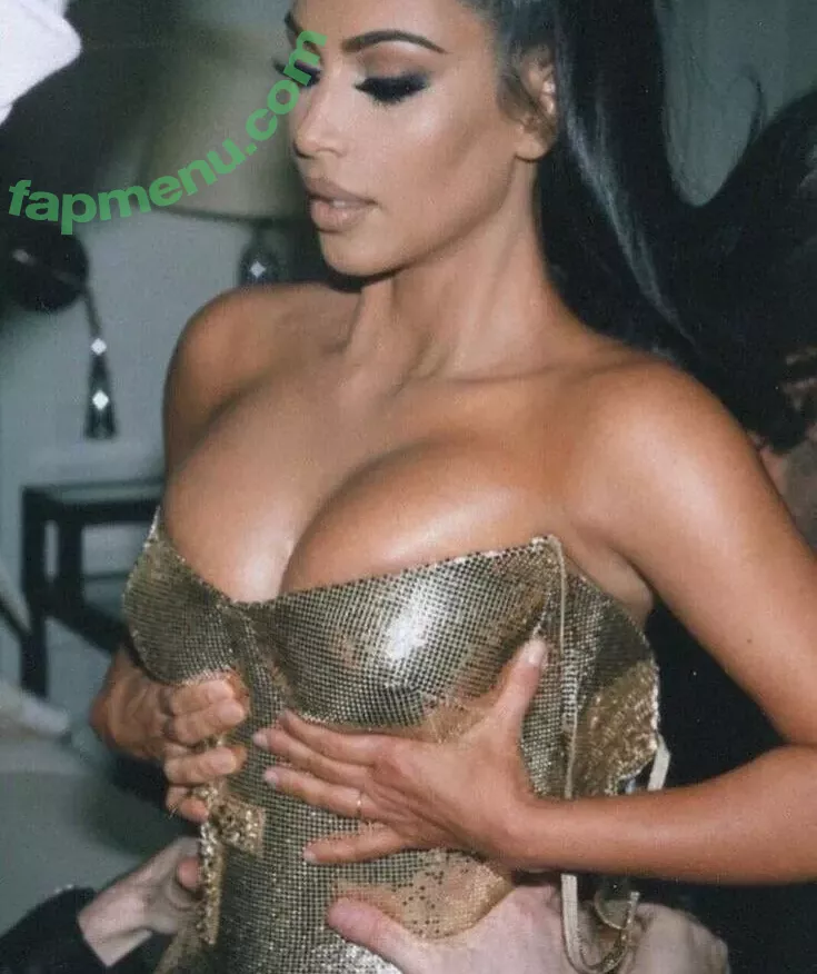 Kim Kardashian nude photo #4389 (KimKardashian / kimkadarshian)