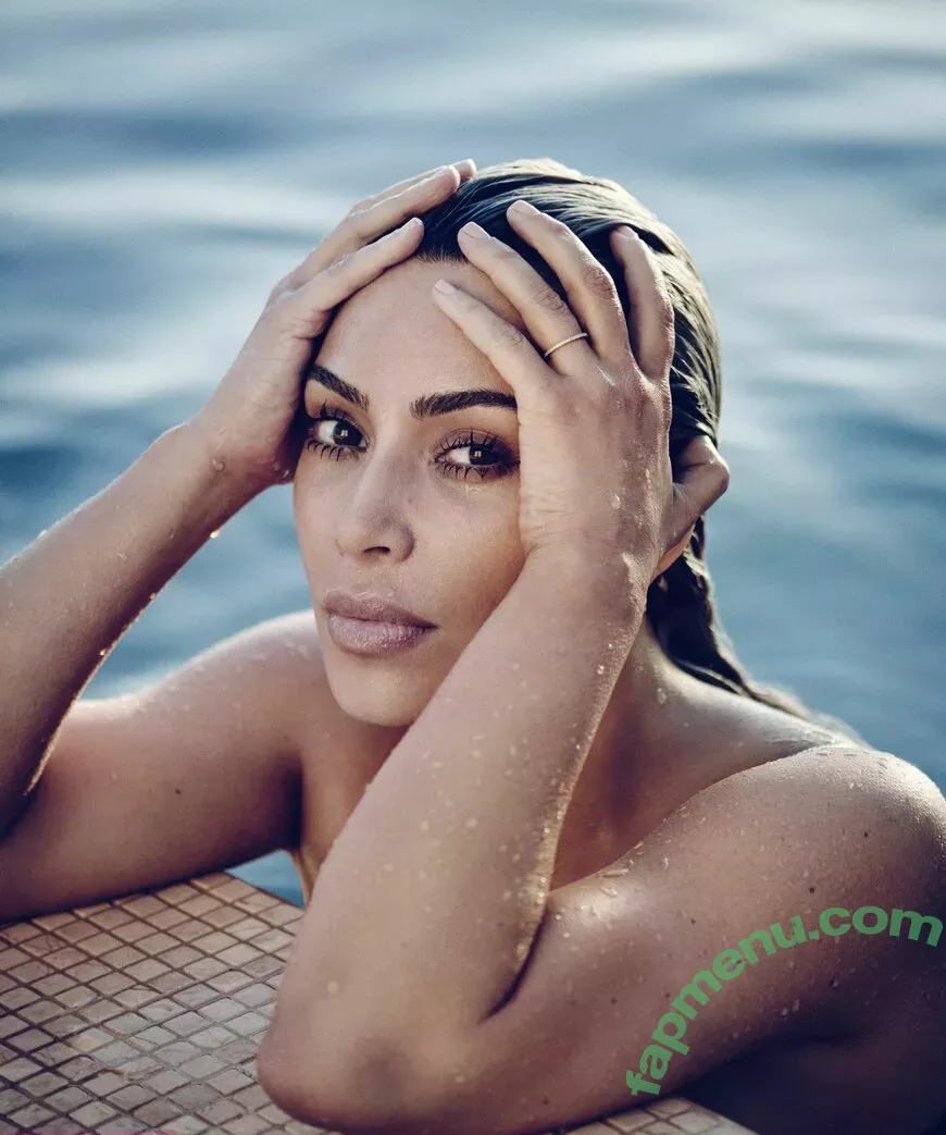 Kim Kardashian nude photo #4412 (KimKardashian / kimkadarshian)