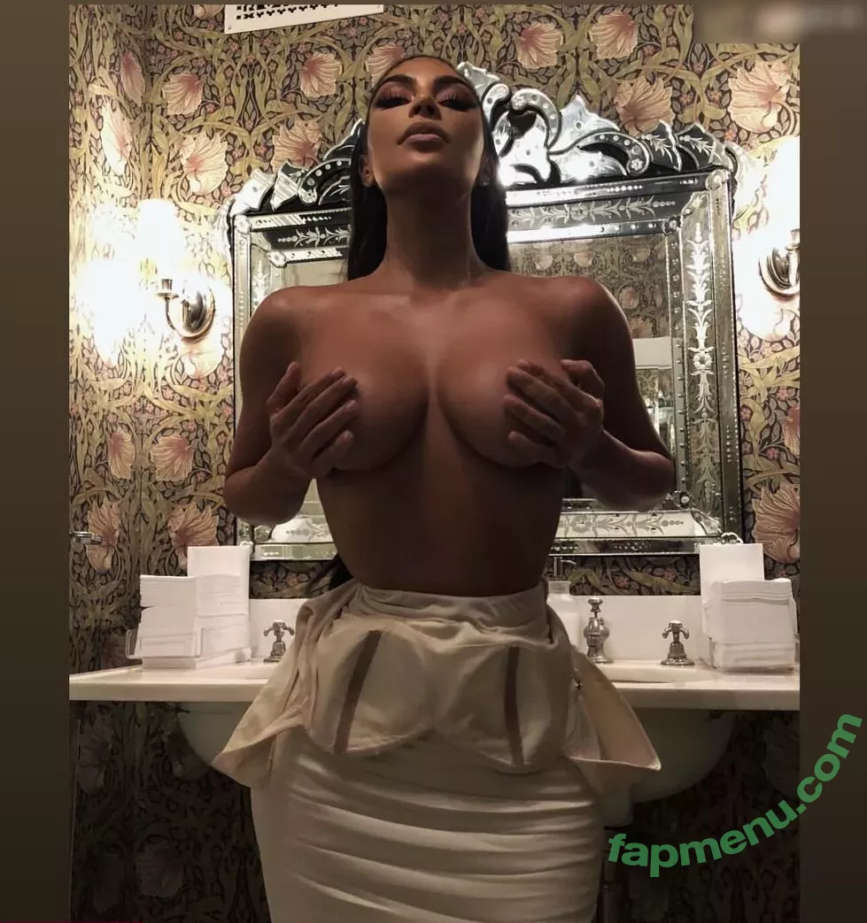 Kim Kardashian nude photo #4460 (KimKardashian / kimkadarshian)