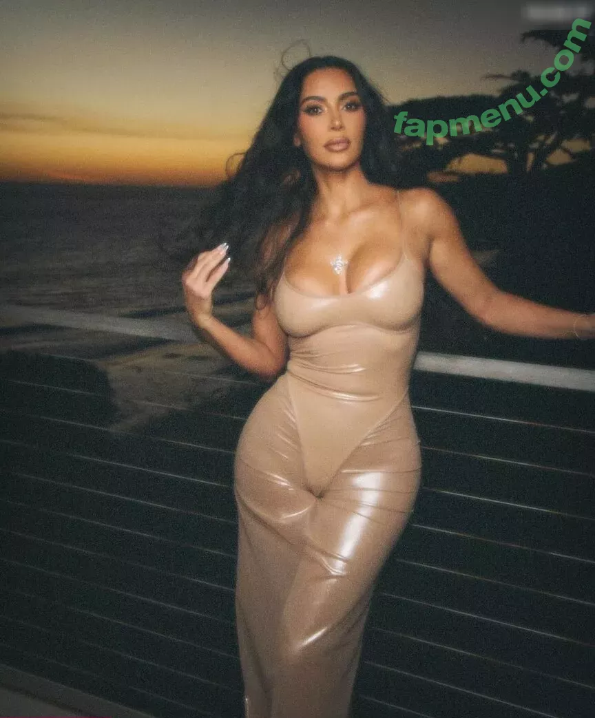 Kim Kardashian nude photo #4473 (KimKardashian / kimkadarshian)