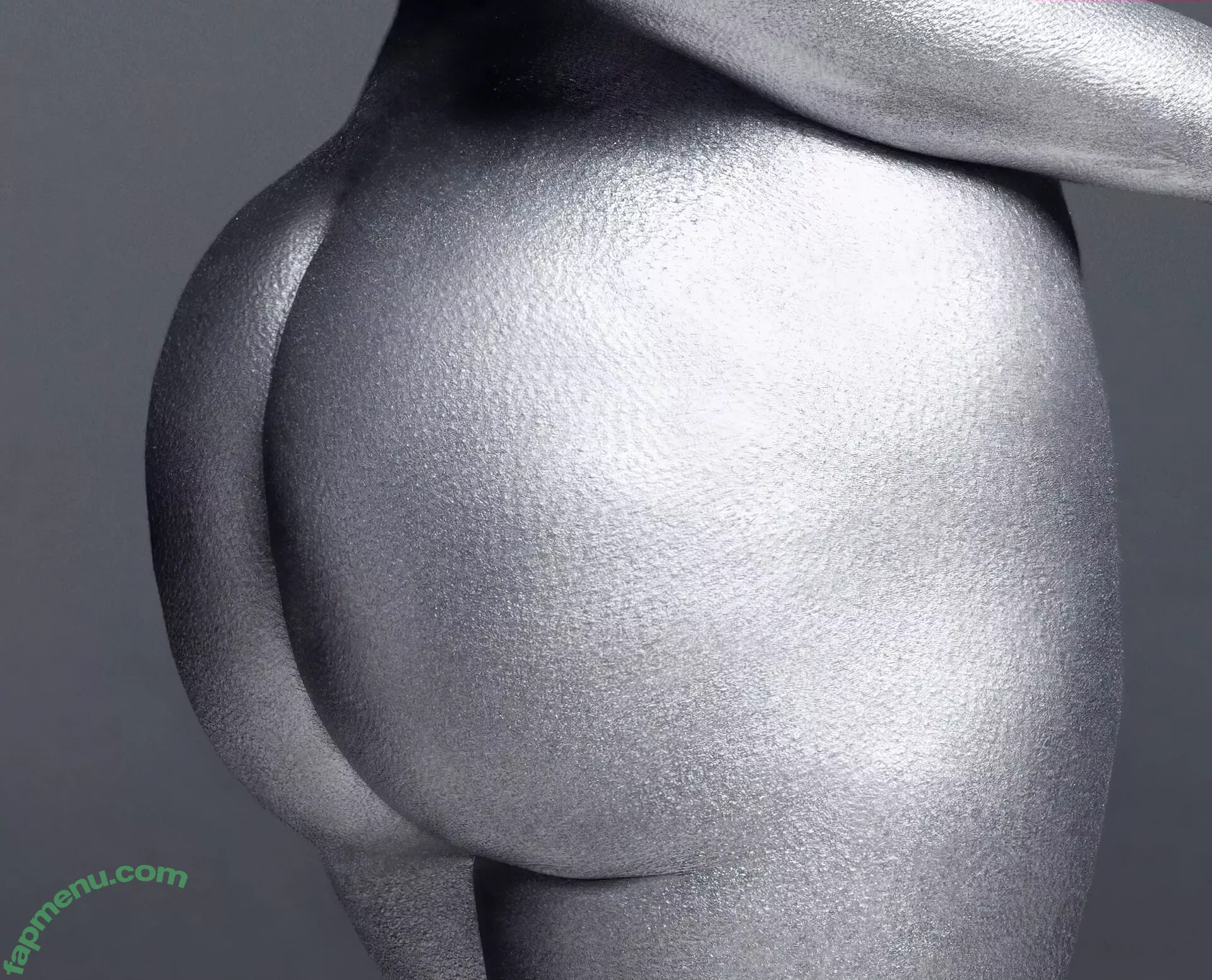 Kim Kardashian nude photo #4606 (KimKardashian / kimkadarshian)