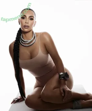 Kim Kardashian / KimKardashian / kim_kardashian nude photo #5403