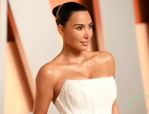 Kim Kardashian / KimKardashian / kim_kardashian nude photo #5416