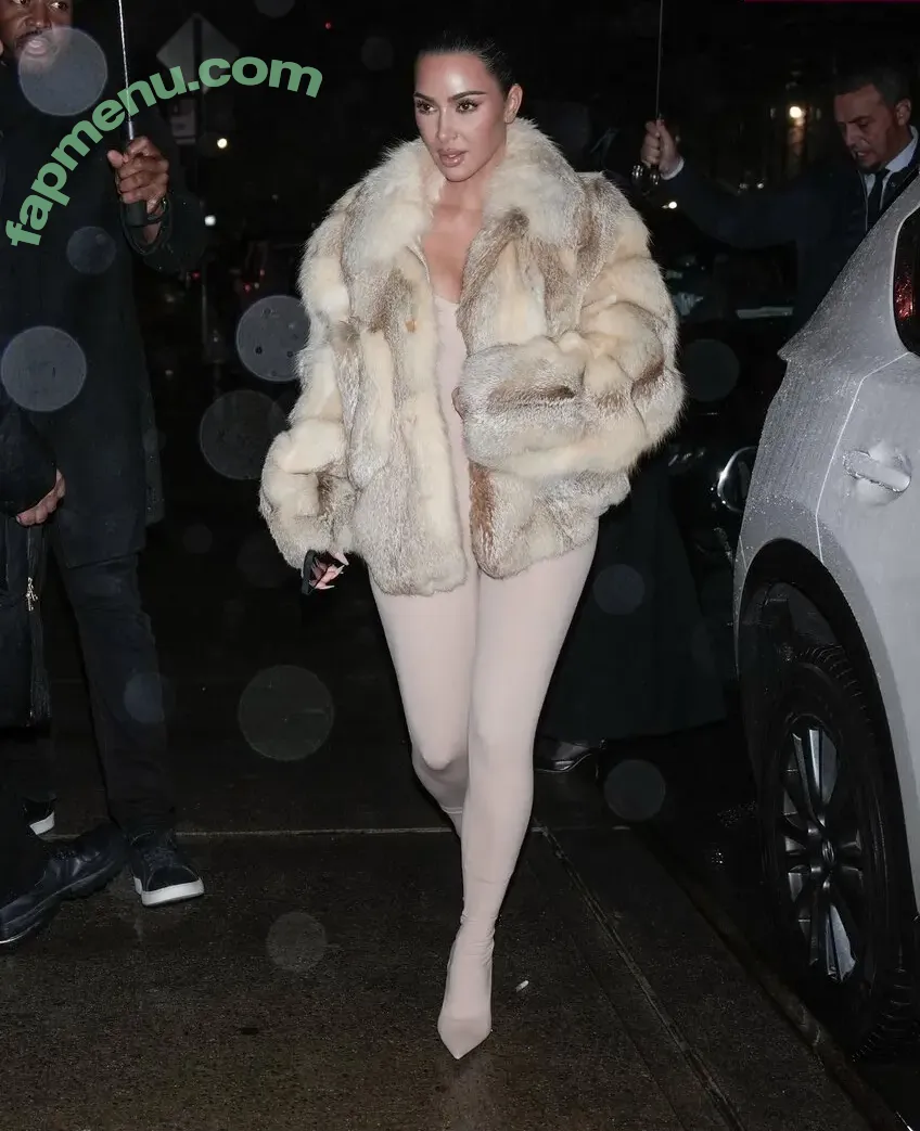 Kim Kardashian nude photo #5255 (KimKardashian / kim_kardashian)