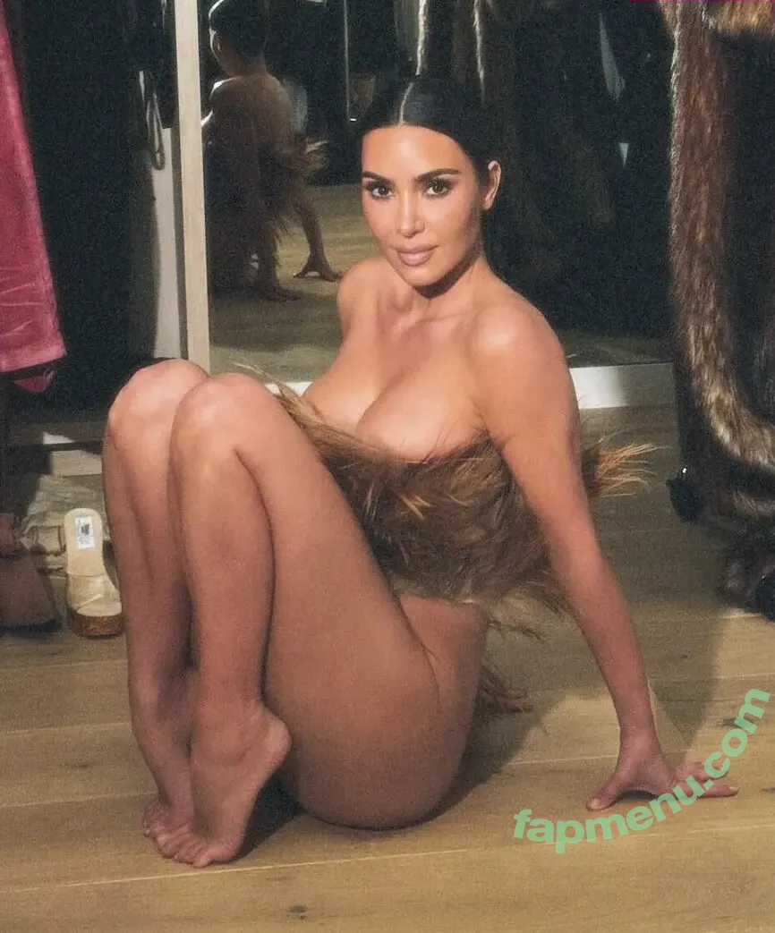 Kim Kardashian nude photo #5597 (KimKardashian / kim_kardashian)