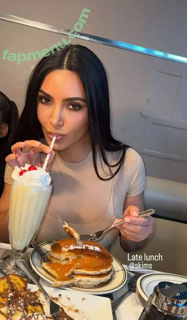 Kim Kardashian nude photo #5602 (KimKardashian / kim_kardashian)