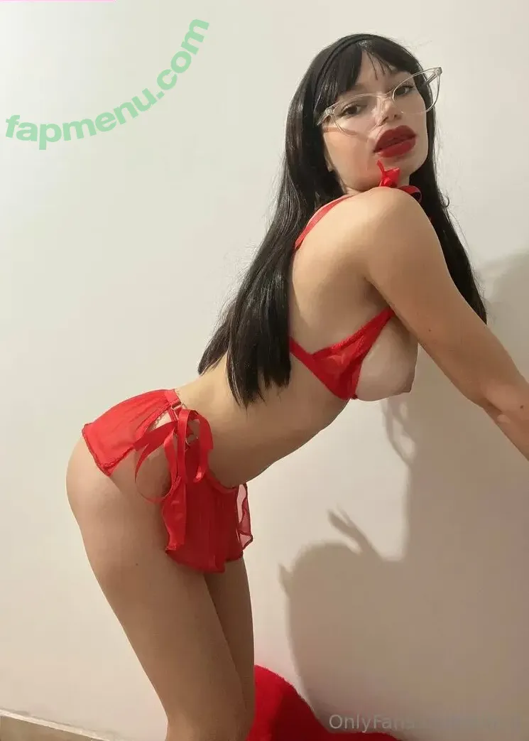 kim.li nude photo #0014 (kimmieli13)