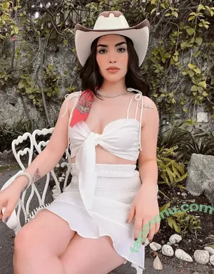  nude photo #0003