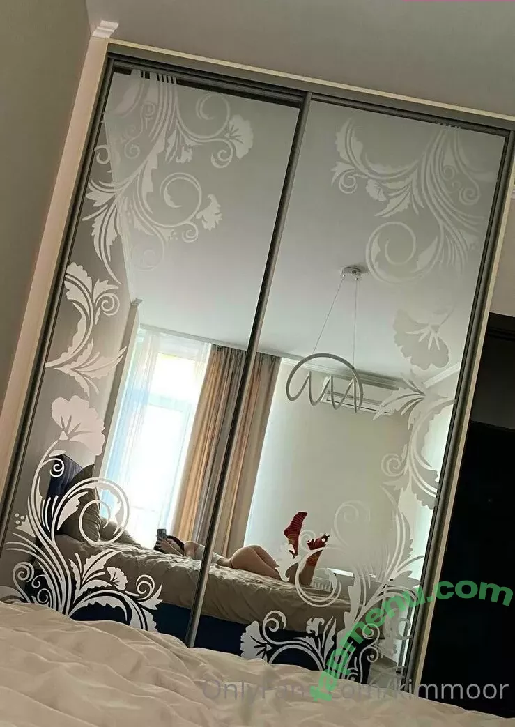 Kim Moor nude photo #0020 (_HornyBaby_ / kim_moor / kimberlinajm)