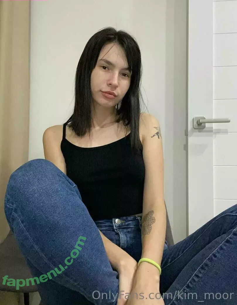 Kim Moor nude photo #0117 (_HornyBaby_ / kim_moor / kimberlinajm)