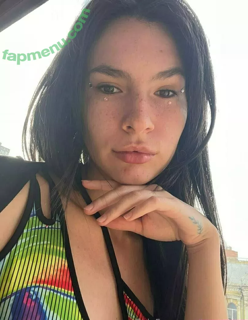 Kim Moor nude photo #0143 (_HornyBaby_ / kim_moor / kimberlinajm)