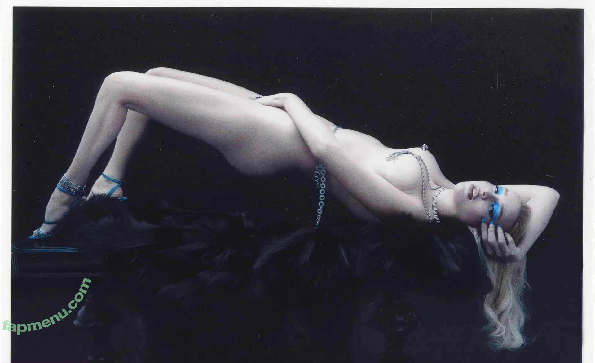 Kim Petras nude photo #0093 (kimpetras)