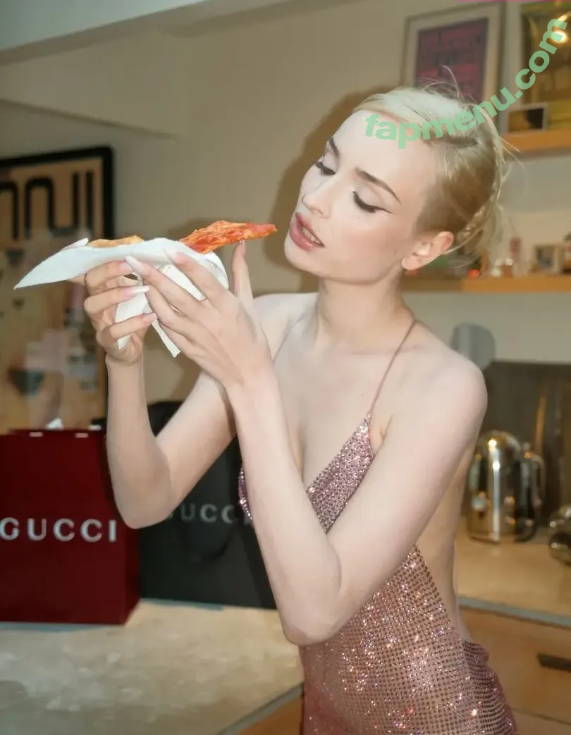 Kim Petras nude photo #0108 (kimpetras)