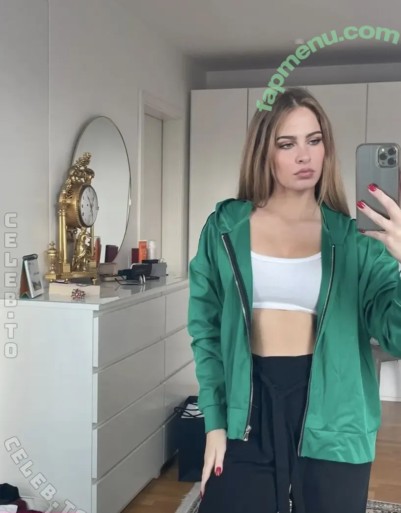 Kim Sara nude photo #0070 (kim.rtm / kim.sara)