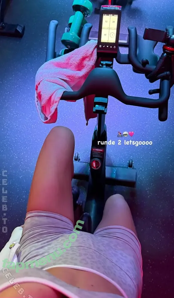 Kim Schiele nude photo #0429 (kiimsch_ / kimschiele / schwesterkim)