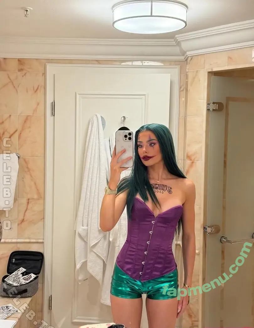 Kim Schiele nude photo #0436 (kiimsch_ / kimschiele / schwesterkim)