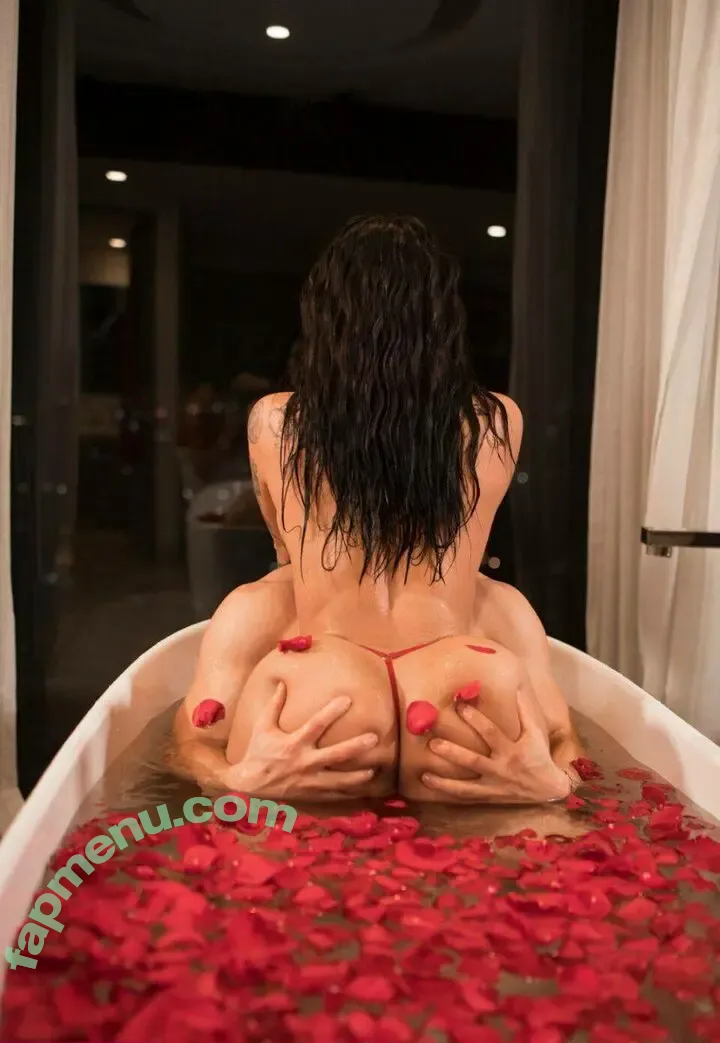 Kim Shantal nude photo #0208 (kim.shantal / kimshantal)