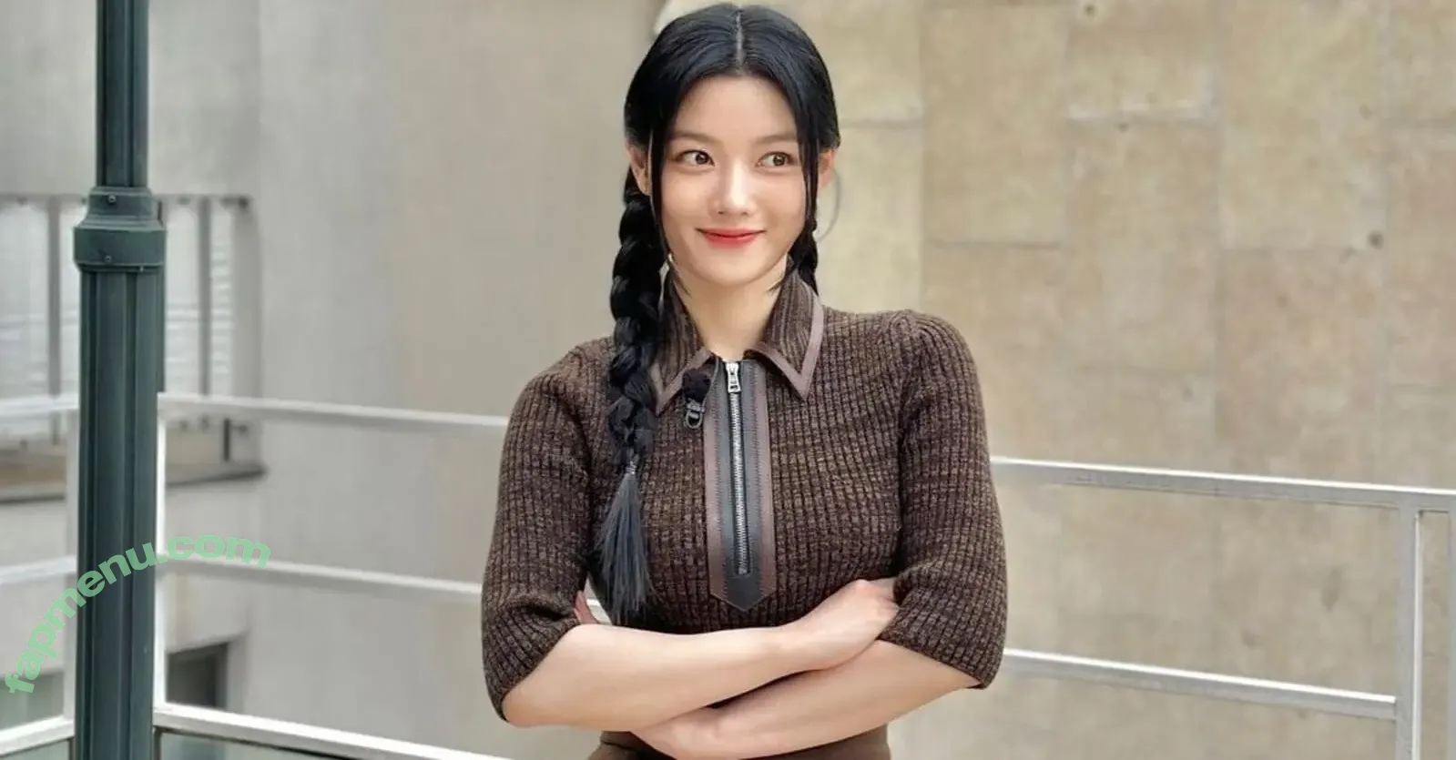 김유정 Kim Yoo Jung nude photo #0015 (Kim Yoo Jung / you_r_love)