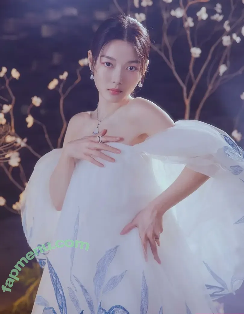 김유정 Kim Yoo Jung nude photo #0050 (Kim Yoo Jung / Kim You Jung / you_r_love)