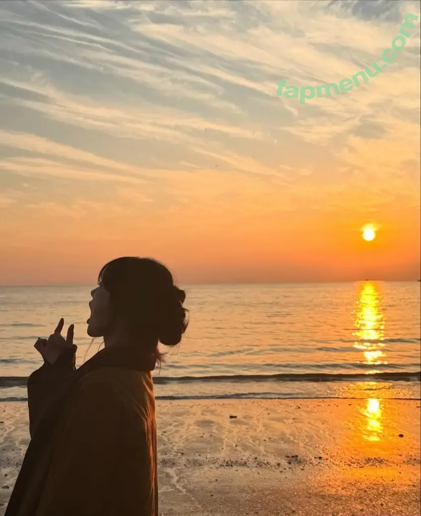 김유정 Kim Yoo Jung nude photo #0067 (Kim Yoo Jung / Kim You Jung / you_r_love)