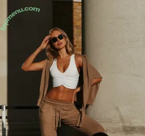 Kimberley Garner / KimberleyLondon / kimberleygarner / officialkimberleygarner nude photo #0130