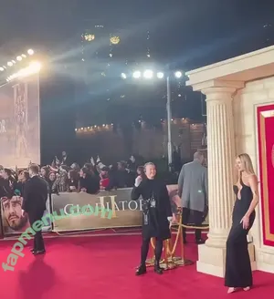 Kimberley Garner / KimberleyLondon / kimberleygarner / officialkimberleygarner nude photo #0157