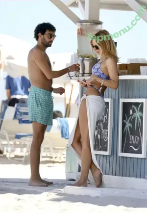 Kimberley Garner / kimberleygarner nude photo #0220