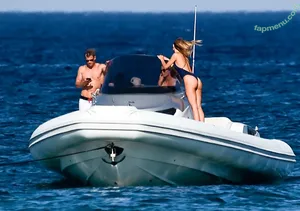 Kimberley Garner / kimberleygarner nude photo #0396