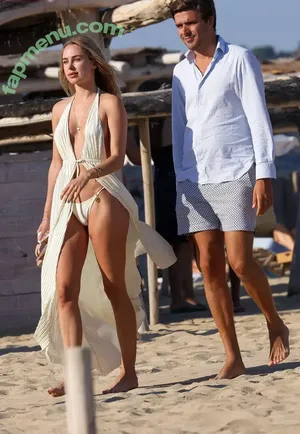 Kimberley Garner / kimberleygarner nude photo #0755