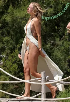 Kimberley Garner / kimberleygarner nude photo #0762