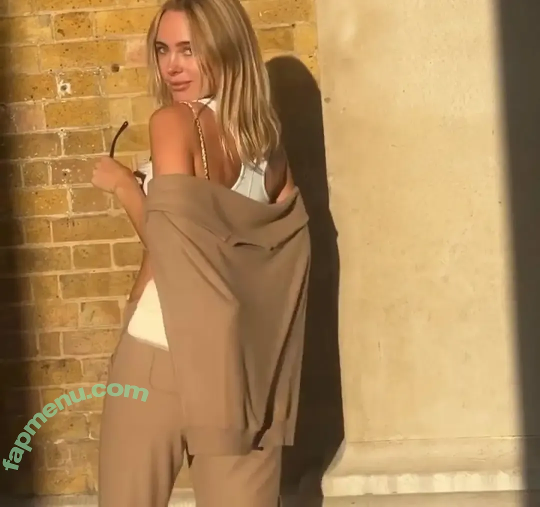 Kimberley Garner nude photo #0131 (KimberleyLondon / kimberleygarner / officialkimberleygarner)