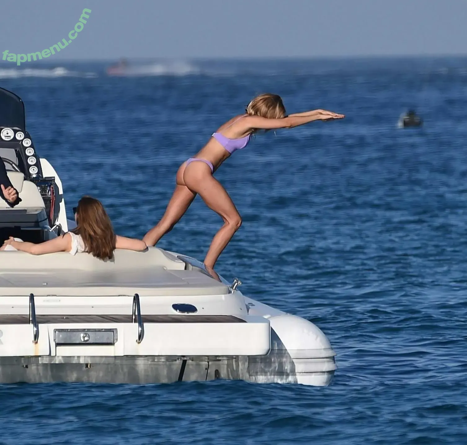 Kimberley Garner nude photo #0297 (kimberleygarner)