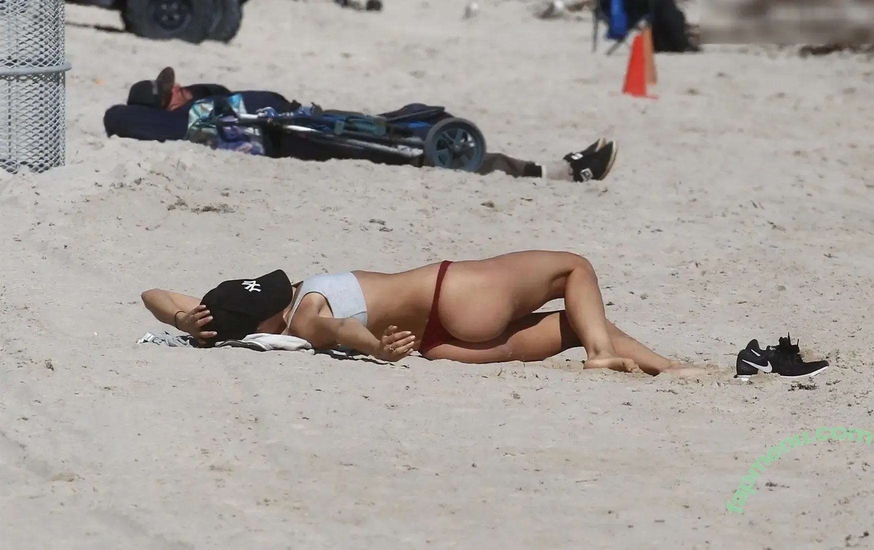 Kimberley Garner nude photo #0353 (kimberleygarner)