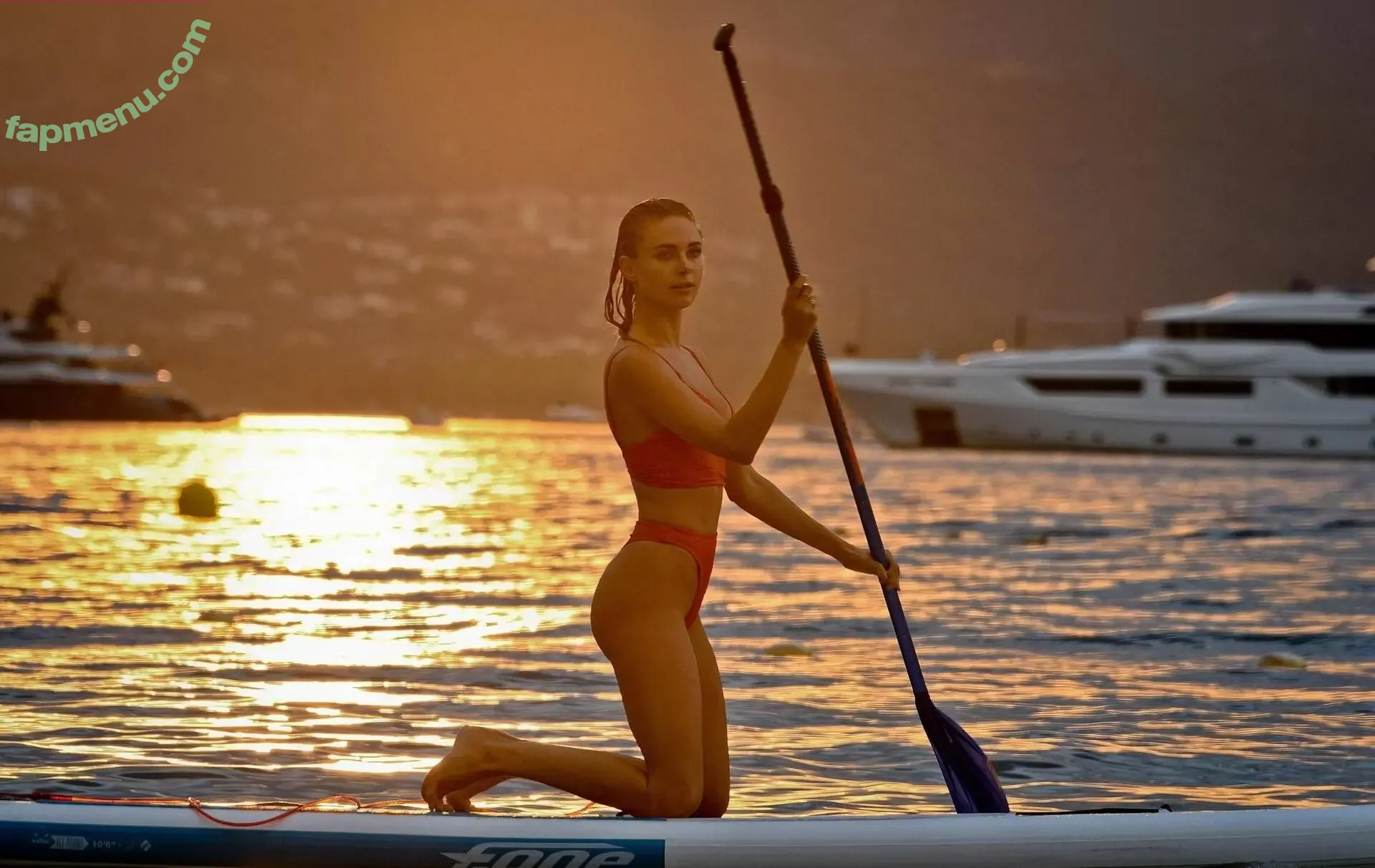 Kimberley Garner nude photo #0364 (kimberleygarner)