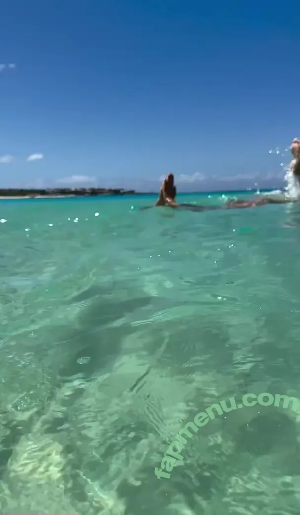 Kimberley Garner nude photo #0472 (kimberleygarner)