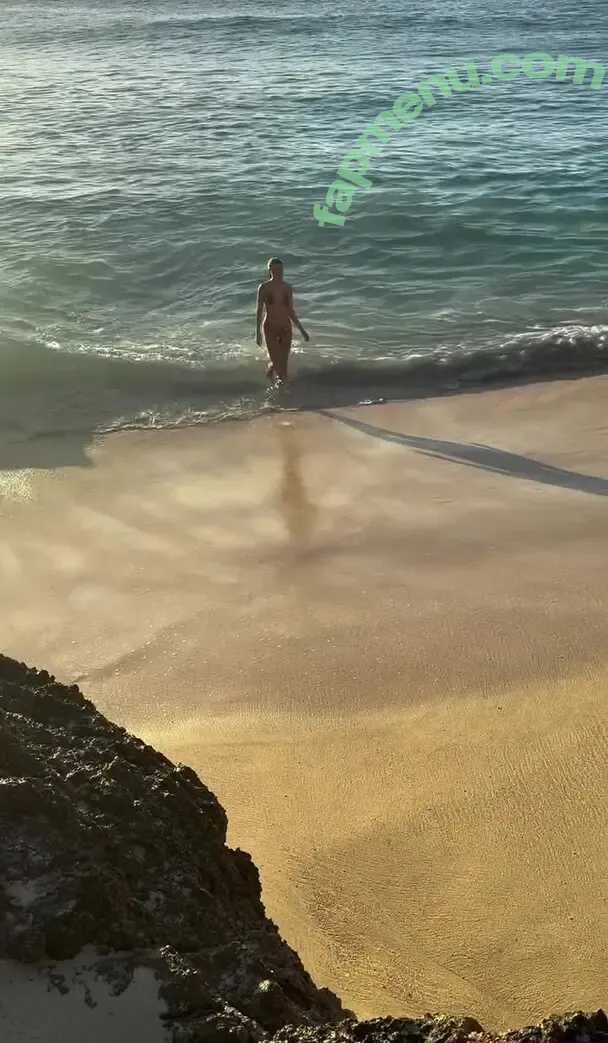 Kimberley Garner nude photo #0498 (kimberleygarner)