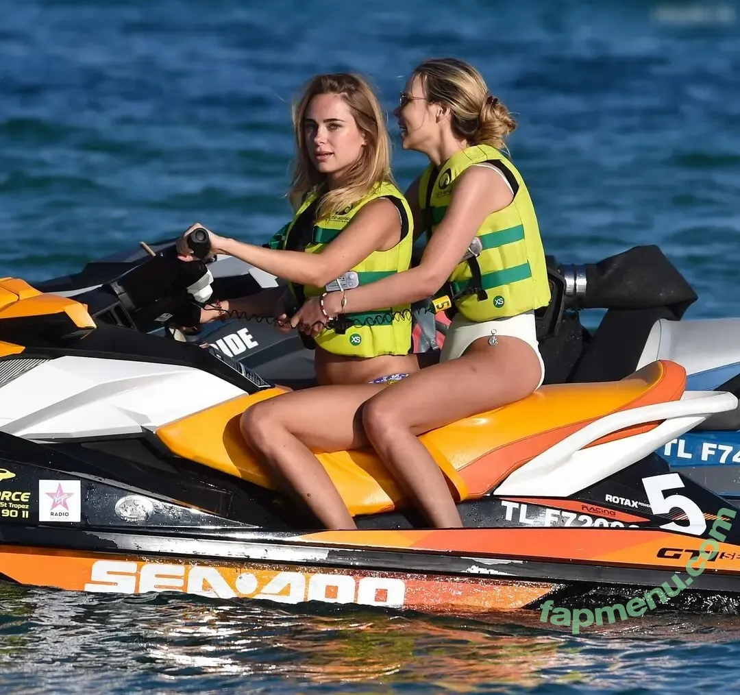 Kimberley Garner nude photo #0626 (kimberleygarner / kimberleylondon)
