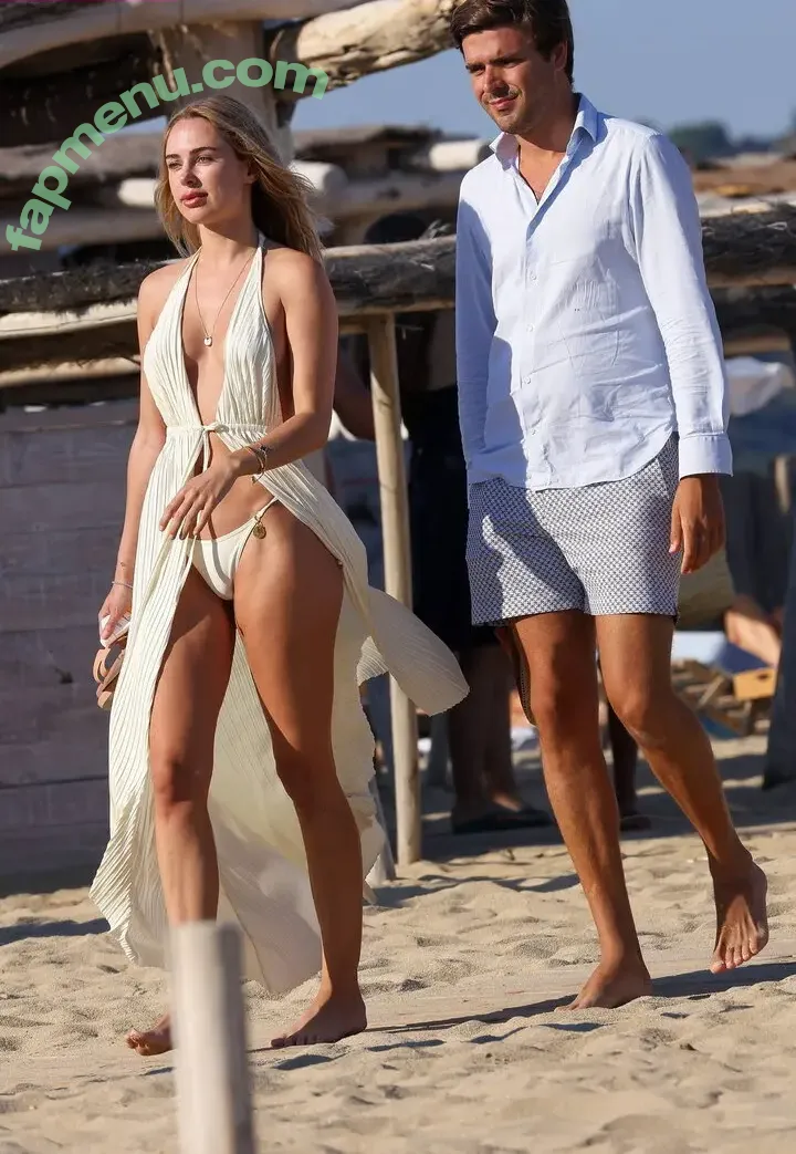 Kimberley Garner nude photo #0755 (kimberleygarner)
