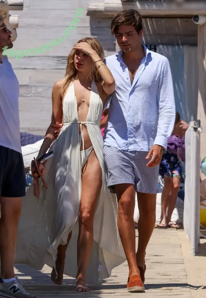 Kimberley Garner nude photo #0766 (kimberleygarner)