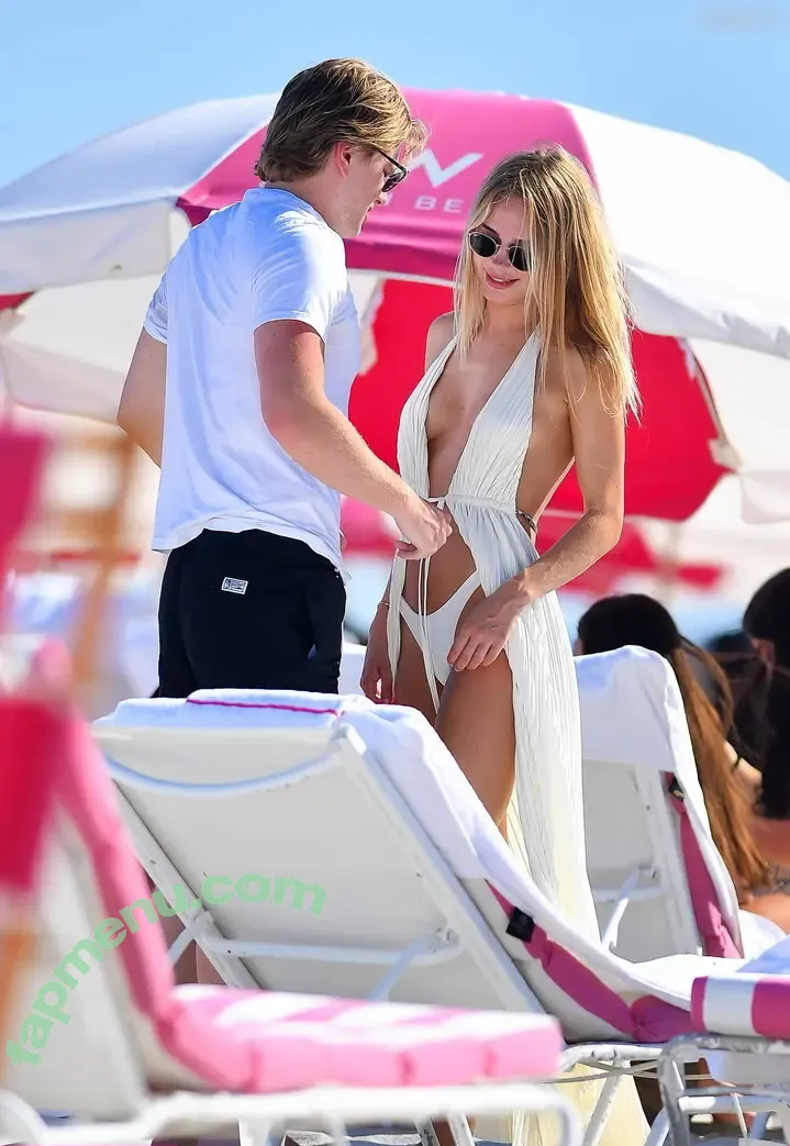 Kimberley Garner nude photo #0803 (kimberleygarner)