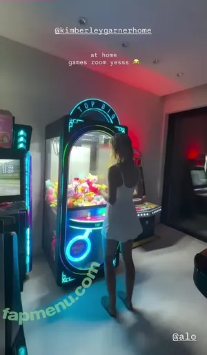 Kimberley Garner / KimberleyLondon / kimberleygarner / officialkimberleygarner nude photo #1017